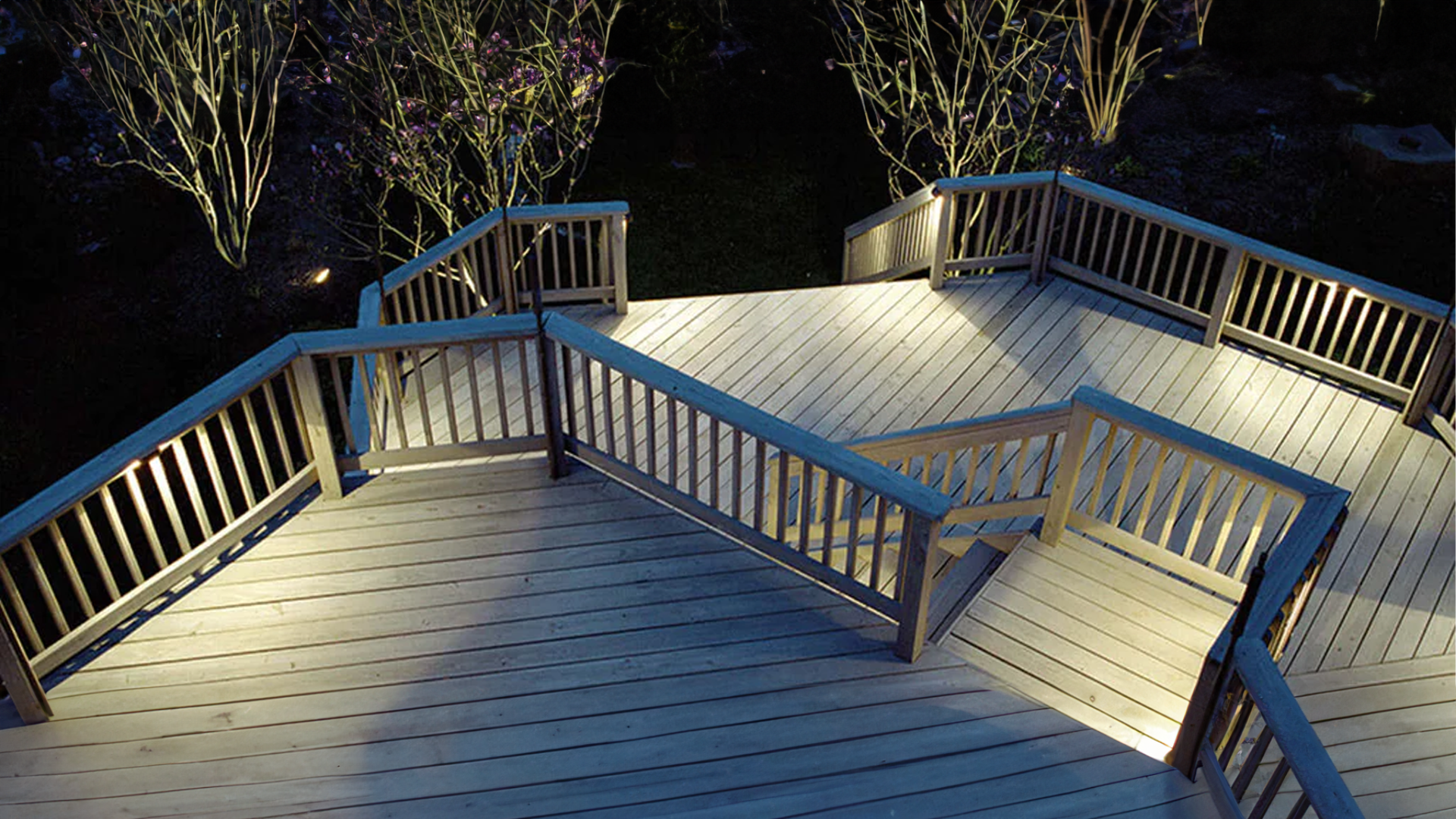 8 Best Outdoor Deck Lighting Ideas - LeonLite
