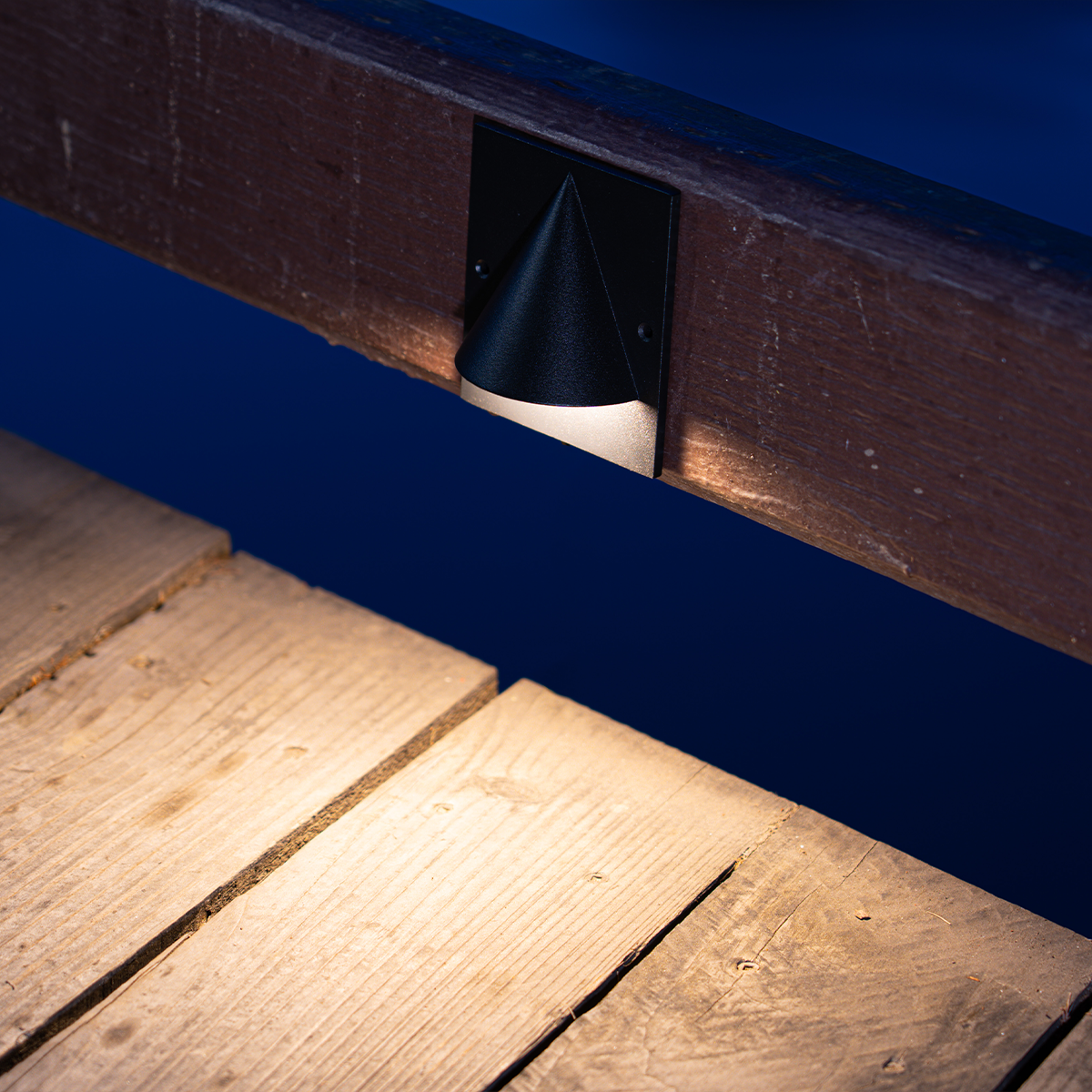 LeonLite® Vertebre Deck & Rail Light - Matte Black - Adjustable Color Temperature - LeonLite 6
